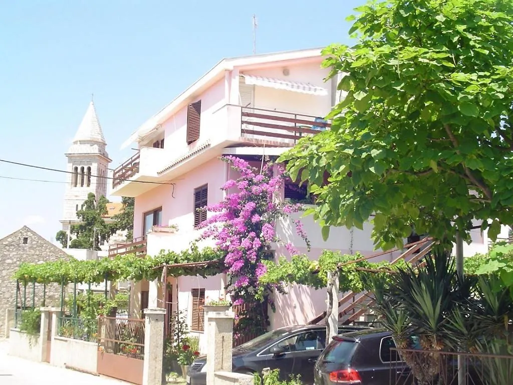 Apartment In Pakostane With Terrace, Wifi