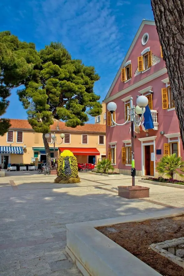 Apartment In Pakostane With Terrace, Wifi
